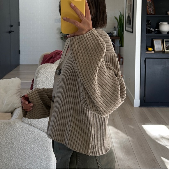 H&M Beige Ribbed Cardigan - Picture 4 of 7